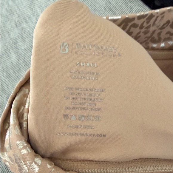 Buffbunny Rosa v2 - Picture 2 of 3